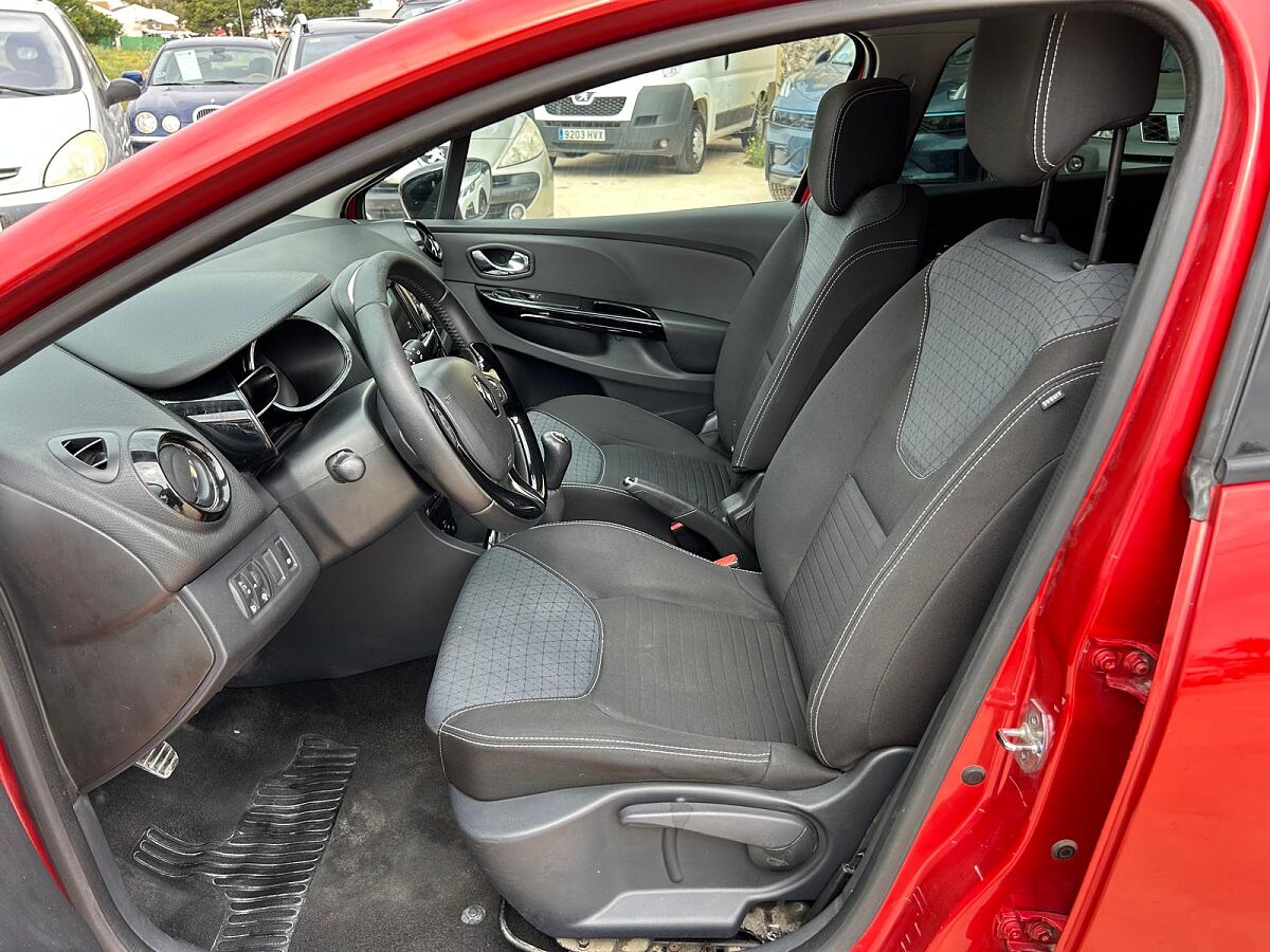RENAULT CLIO DYNAMIQUE ESTATE 1.5 DCI SPANISH LHD IN SPAIN 70000 MILES 2014